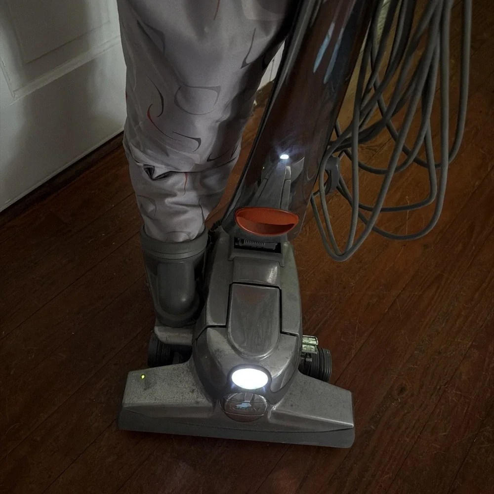 Kirby Sentria G10D Upright Vacuum Cleaner. Tested Works Great